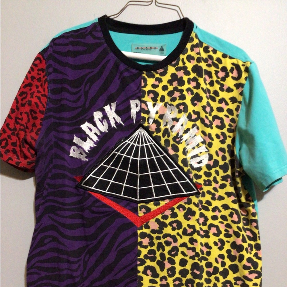 Nice shirt super colorful